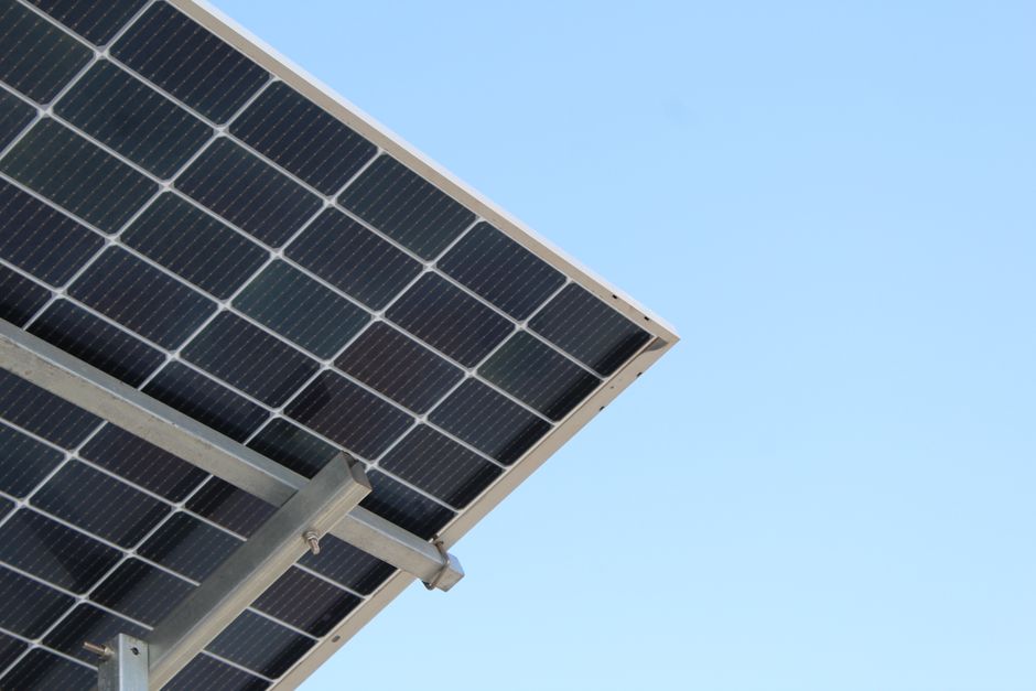 Heat Pumps Meet Solar: The Complete Pairing Guide
