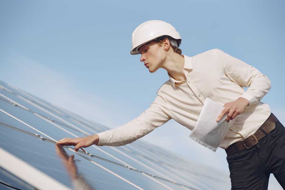 Ground vs Roof Solar: Which Setup Wins