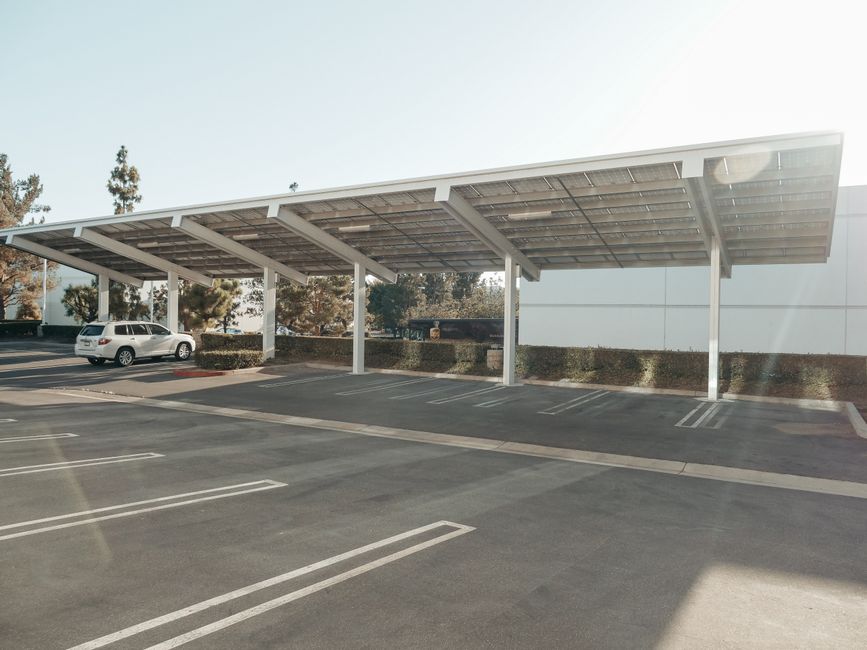 How Net Metering Lets Solar Owners Bank Extra Power