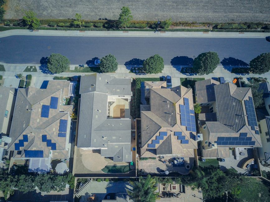 Selling Your Home? Here's What Happens To Solar Panels